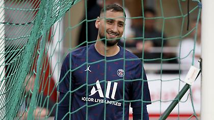 Πανό κατά του Ντοναρούμα από οπαδούς της Μίλαν