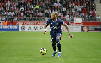 Ο Νεϊμάρ γιόρτασε το ντεμπούτο του με πανάκριβο κρασί