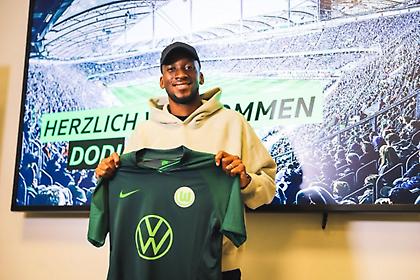 Ενίσχυση με Λουκεμπάκιο για Βόλφσμπουργκ