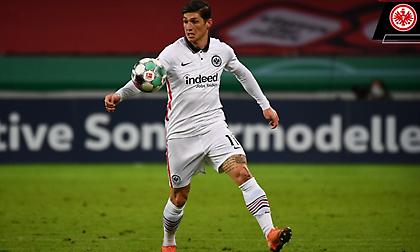 Ανακοίνωσε την παραχώρηση Τσούμπερ στην ΑΕΚ η Άιντραχτ