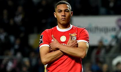 Αποκτά με διετή δανεισμό τον Κάρλος Βινίσιους η PSV Αϊντχόφεν