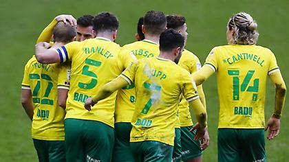 Νόριτς: Τα «καναρίνια» ξόδεψαν πολύ, και έχουν ως αφανείς ήρωες μία Ελληνίδα και έναν Ουαλό!