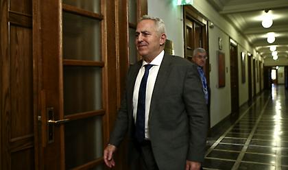 Ανατροπή: Αποχώρησε πριν αναλάβει υπουργός ο Ευάγγελος Αποστολάκης