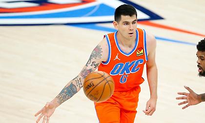 Μένει προς το παρόν στους Θάντερ ο Ντεκ