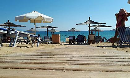 Πανικός σε beach bar της Καβάλας: Πυροβολισμοί με τρεις τραυματίες!