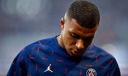 Τραυματίστηκε ο Εμπαπέ - Γυρίζει στο Παρίσι