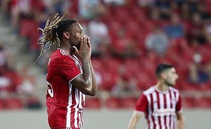 Για τον αποκλεισμό από τον Ολυμπιακό του Σεμέδο από το Europa League