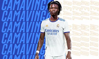 Σπουδαία κίνηση του Καμαβινγκά: Κάνει δώρο φανέλες της Ρεάλ σε όλους τους υπαλλήλους της Ρεν!