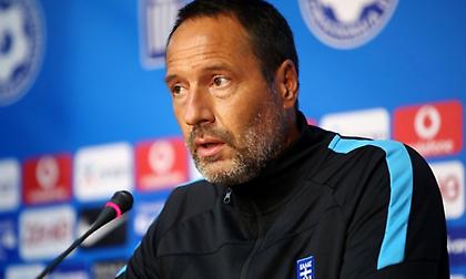 Live Streaming: Η συνέντευξη Τύπου του Φαν'τ Σχιπ για το Κόσοβο