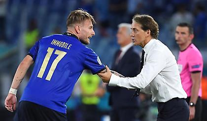 Στο πλευρό του Ιμόμπιλε ο Μαντσίνι