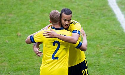 Ντεμπούτο με την εθνική Σουηδίας για Σούντγκρεν