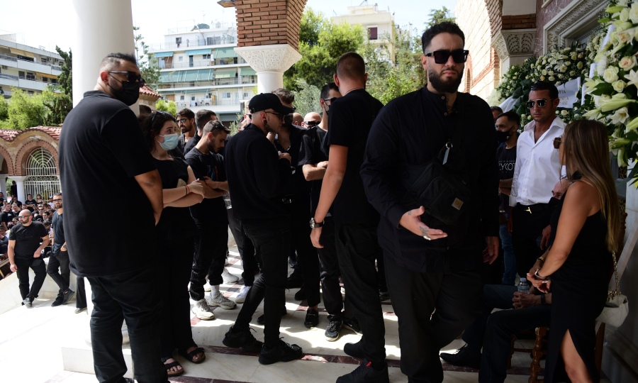 Mad Clip: Σε κλίμα οδύνης το «τελευταίο αντίο»