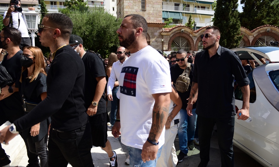 Mad Clip: Σε κλίμα οδύνης το «τελευταίο αντίο»