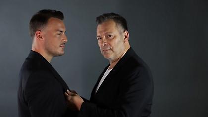 Γιώργος Δασκουλίδης-Σάκης Αρσενίου: Στα backstage της φωτογράφισης της αφίσας τους