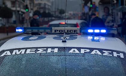 Ραφήνα: Βρέθηκε κρεμασμένος και φιμωμένος σε μπαλκόνι πολυκατοικίας