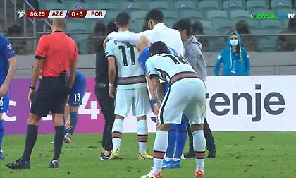 Πιτσιρικάδες διέκοψαν το ματς της Πορτογαλίας για μια σέλφι με τον Φερνάντες!