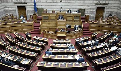 Βουλή: Εμβολιασμένοι οι 295 - 5 οι ανεμβολίαστοι - Πώς θα συμμετέχουν στις συνεδριάσεις