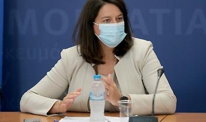 Κεραμέως: Σε αναστολή εργασίας οι ανεμβολίαστοι εκπαιδευτικοί που δε θα κάνουν τεστ