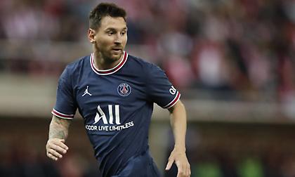 Αναβάλλεται το ντεμπούτο του Μέσι στο «Παρκ ντε Πρενς»