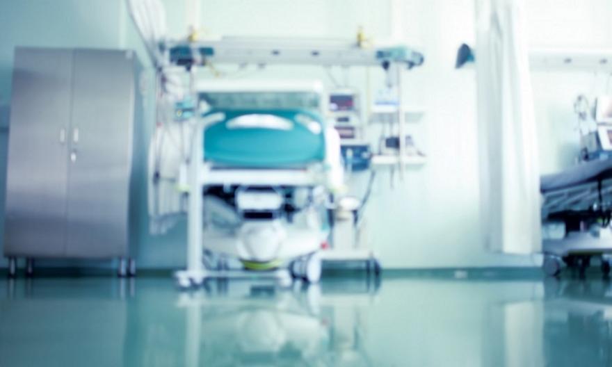 Κορωνοϊός: Ανεμβολίαστοι το 89,74% των διασωληνωμένων