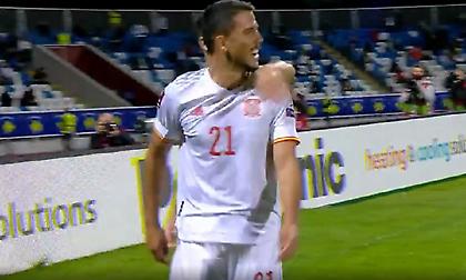 Τρομερή γκολάρα του Φορνάλς για το 1-0 της Ισπανίας στο Κόσοβο!