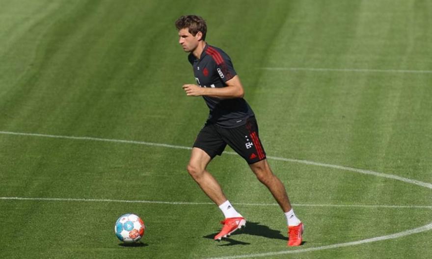 Μίλερ και Ντέιβις προπονήθηκαν στην Μπάγερν ενόψει Λειψίας