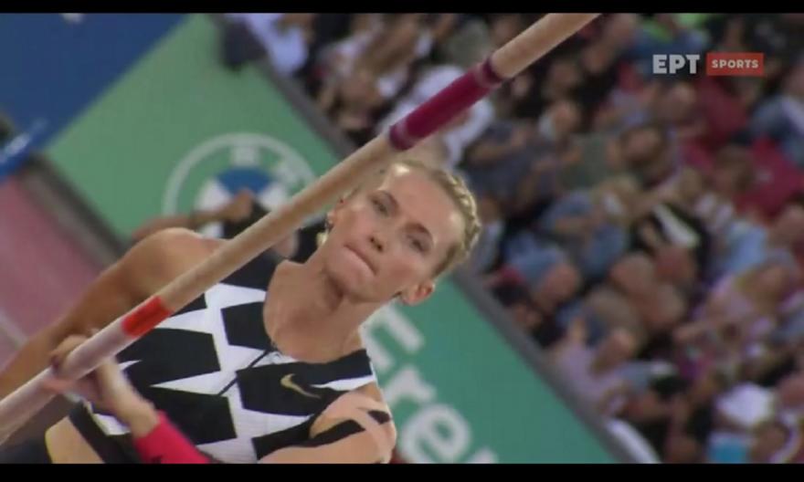 Σιντόροβα: Έγινε η 3η αθλήτρια που ξεπερνά τα 5 μέτρα