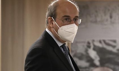 Χατζηδάκης: Τέλη Οκτωβρίου τα αναδρομικά - Μπόνους για τους νέους εργαζόμενους