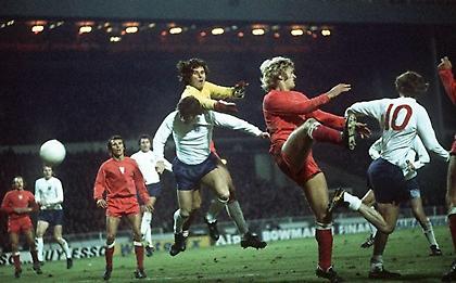 Τα 90 δευτερόλεπτα του Κέβιν Χέκτορ που μπορούσαν να αλλάξουν την ποδοσφαιρική ιστορία της Αγγλίας!