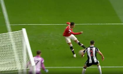 Το τσαφ του Κριστιάνο στην πρώτη του επαφή με την μπάλα