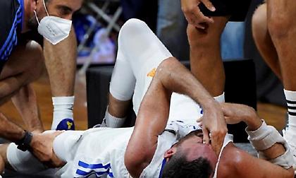 Ανησυχία για τον τραυματισμό του Ρούντι Φερνάντεθ στο γόνατο