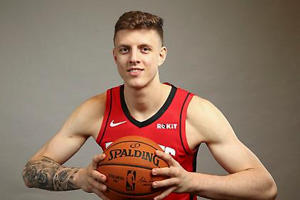 Στους Κλίπερς με μη εγγυημένο συμβόλαιο ο Χάρτενσταϊν