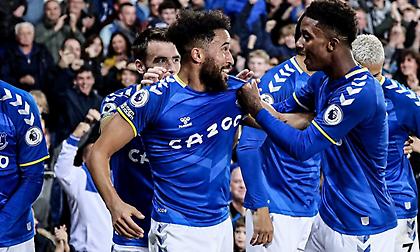 «Καταιγίδα» Έβερτον στην κορυφή της Premier League!