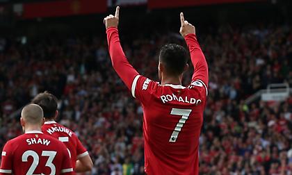 Μάντσεστερ Γιουνάιτεντ: Ντράπηκαν τον… Ρονάλντο και απέφυγαν τα γλυκά οι άλλοι παίκτες