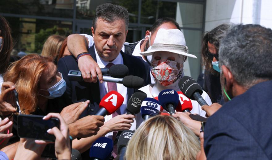 Ιωάννα μετά τη διακοπή της δίκης: απέδειξε πόσο δειλή είναι