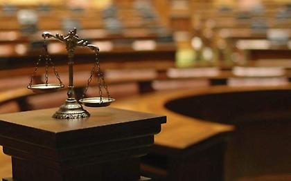 Θεσσαλονίκη: Παρέμβαση εισαγγελέα για αντιεμβολιαστή ιερέα