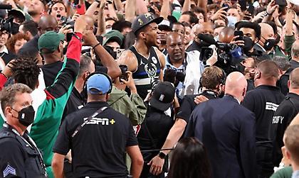 ESPN: «Πρώτο φαβορί για MVP o Ντουράντ, δεύτερο ο Γιάννης»