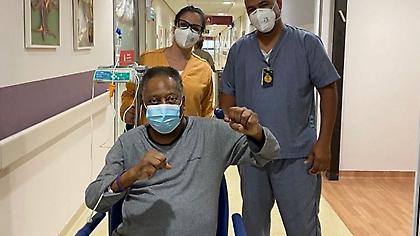 Πελέ: «Χτυπάω τον αέρα και γιορτάζω που γίνομαι καλύτερα»