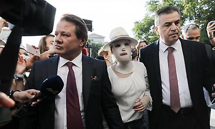 Ιωάννα για επίθεση με βιτριόλι: «Εγώ θα πονάω κι εκείνη θα είναι ελεύθερη»