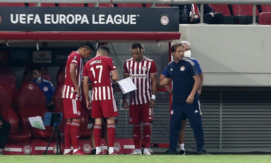 Σταματέλος: «Περιμένουμε αλλαγές από Μαρτίνς»