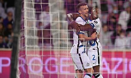 Τούμπαρε τη Φιορεντίνα και συνεχίζει απτόητη η Ίντερ