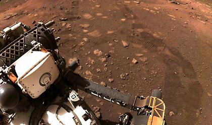 NASA: Ρόβερ θα ψάξει για νερό σε μορφή πάγου στη Σελήνη