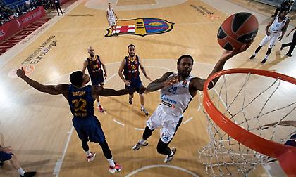 Από τη Ζενίτ στους Νάγκετς ο Μπλακ