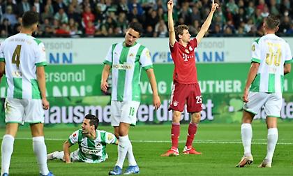 Ο Μίλερ ξεπέρασε τον Ρουμενίγκε και η Μπάγερν «καθάρισε» από… ημίχρονο!