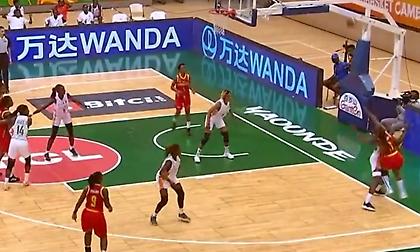 Παίκτρια γλίστρησε και πέτυχε αδιανόητο νικητήριο καλάθι στο Αφρομπάσκετ Γυναικών!