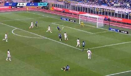 Πω, πω ένα παστέλι: Κάρφωσε τρελή γκολάρα με βολ πλανέ ο Λαουτάρο!