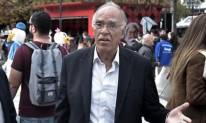 «Δύσκολα τα πράγματα» για τον Λεβέντη: Δίνει μάχη με τον κορωνοϊό στη ΜΕΘ του Ευαγγελισμού