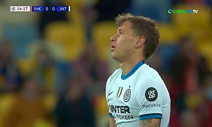 Τράνταξε το δοκάρι το πλασέ του Μπαρέλα