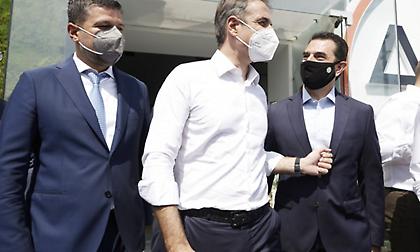 Ανακοινώνει μέτρα για τους σεισμόπληκτους ο Μητσοτάκης - Μετά το Παρίσι στο Ηράκλειο