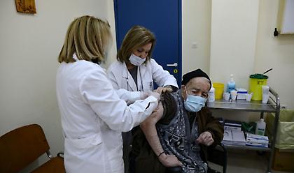 Ανοίγει σήμερα η πλατφόρμα των ραντεβού για τη 3η δόση σε άνω των 60 και υγειονομικούς